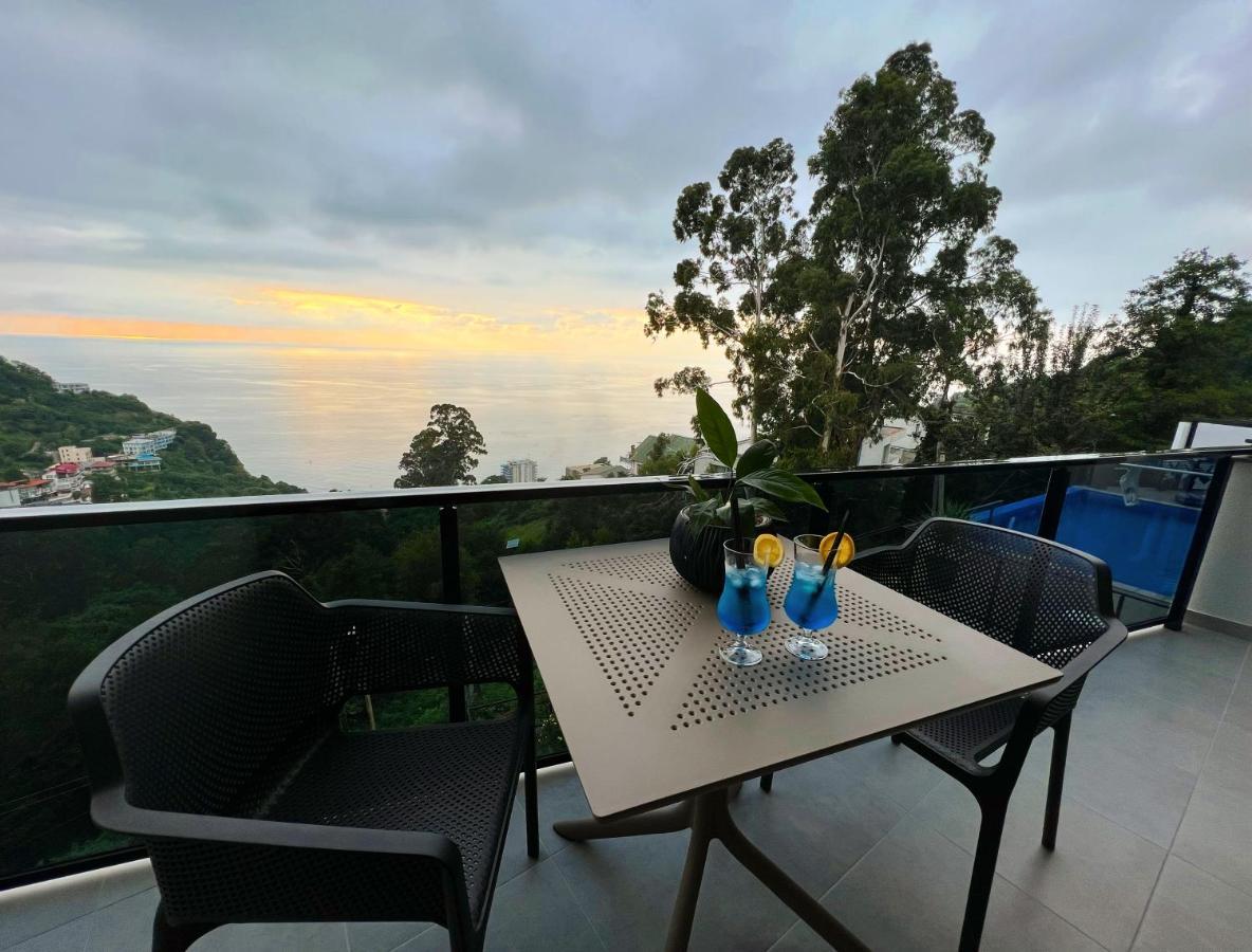 Villa Deluxe Kvariati Luaran gambar