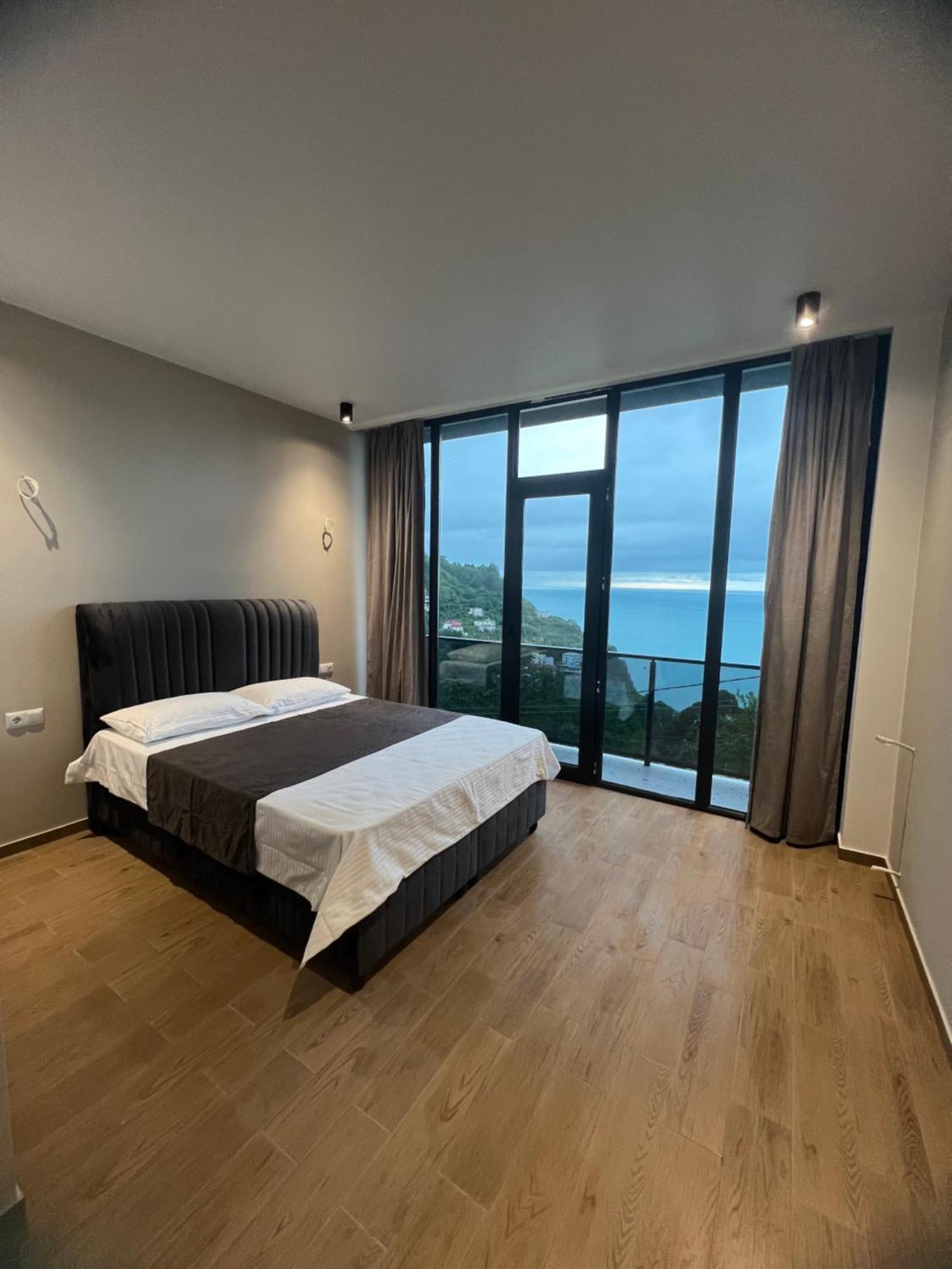 Villa Deluxe Kvariati Luaran gambar